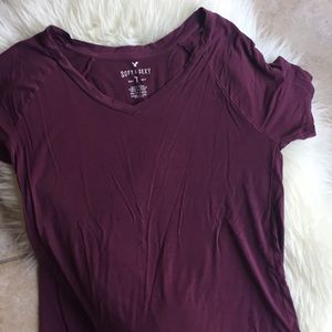 American Eagle Maroon T-shirt